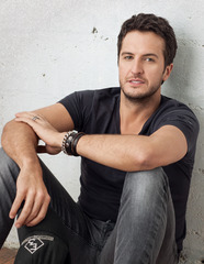 Luke_Bryan_2013